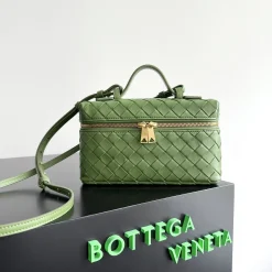 BOTTEGA VENETA Shoulder Bags Green-Gold 22X12.5X5CM F8010064876