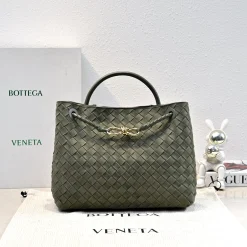 BOTTEGA VENETA Shoulder Bags Green-Gold 32X25X11CM A18010065123