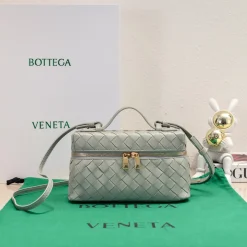 BOTTEGA VENETA Shoulder Bags Grey-Gold 22X12.5X5CM F8010064632