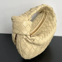 Alternative view of BOTTEGA VENETA Shoulder Bags Intrecciato Lambskin Beige 23X28X8CM E6010061260