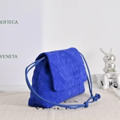 Alternative view of BOTTEGA VENETA Shoulder Bags Intrecciato Leather Blue 33X19X8CM G8010065310
