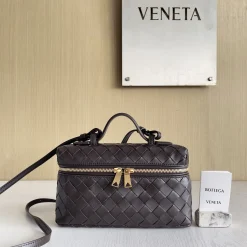 BOTTEGA VENETA Shoulder Bags Intrecciato Leather Brown-Gold 22X12.5X5CM F8010064820