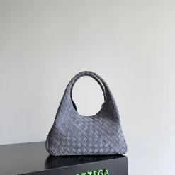 BOTTEGA VENETA Shoulder Bags Intrecciato Leather Grey 33X20X16.5CM A28010065076