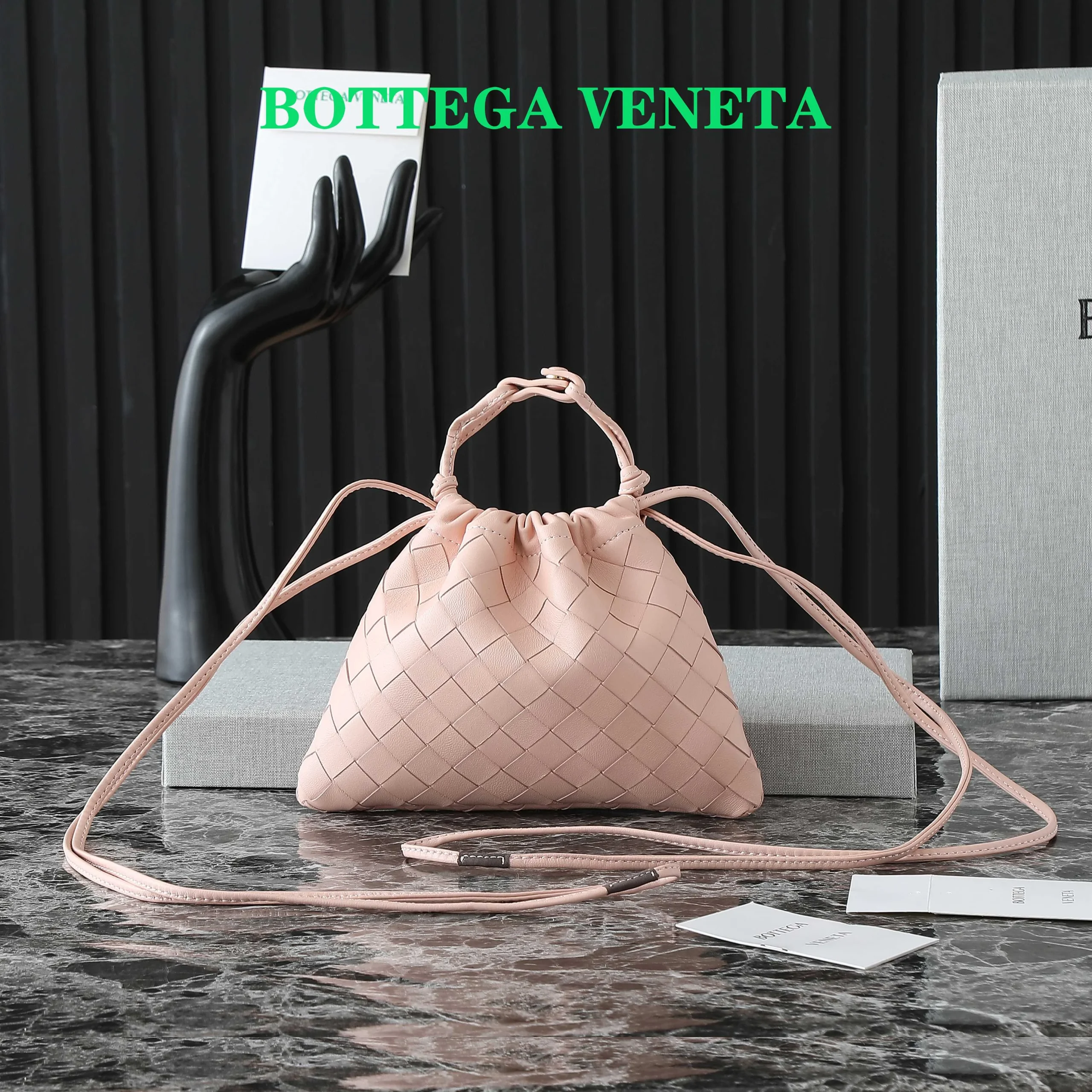 BOTTEGA VENETA Shoulder Bags Intrecciato Leather Pink 21X16.6X1CM F8010065365