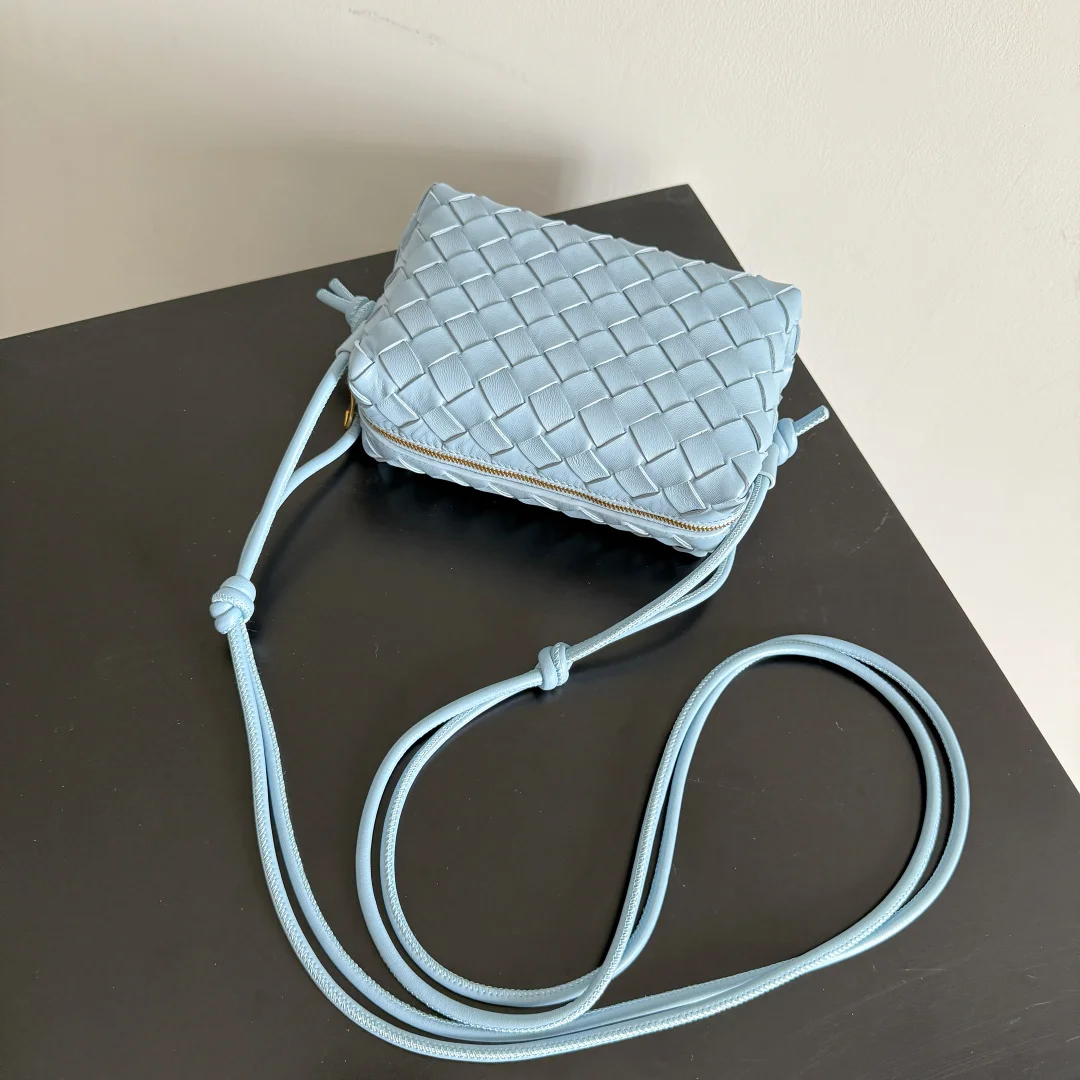 BOTTEGA VENETA Shoulder Bags Lambskin Blue-Gold 17X10X6CM G8010065855 - Image 7