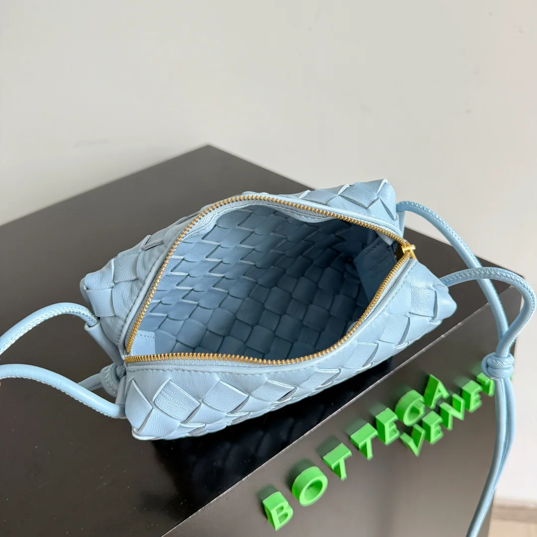 BOTTEGA VENETA Shoulder Bags Lambskin Blue-Gold 17X10X6CM G8010065855 - Image 9