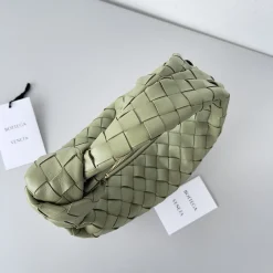 Alternative view of BOTTEGA VENETA Shoulder Bags Lambskin Green 23X15X5CM E6010061327