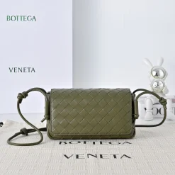 BOTTEGA VENETA Shoulder Bags Lambskin Leather Green 21X11X9CM F8010065424