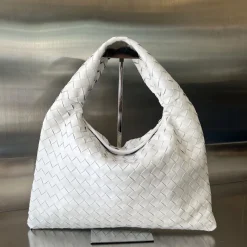 BOTTEGA VENETA Shoulder Bags Lambskin Leather White 41X20.5X7.5CM H8010060225