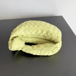 Alternative view of BOTTEGA VENETA Shoulder Bags Lambskin Leather Yellow-Green 23X15X5CM E6010062101