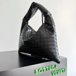 Alternative view of BOTTEGA VENETA Shoulder Bags Leather Black 46X21X10CM I8010060604