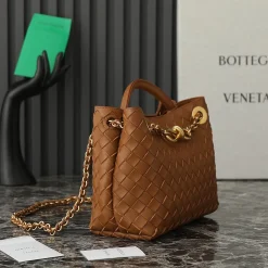 Alternative view of BOTTEGA VENETA Shoulder Bags Leather Brown-Gold 25X22X10.5CM I8010063874