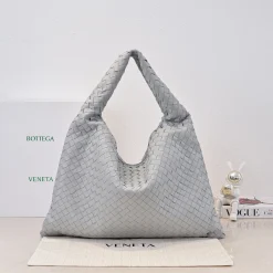 BOTTEGA VENETA Shoulder Bags Leather Grey 54X24X13CM A08010060890