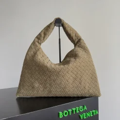 BOTTEGA VENETA Shoulder Bags Leather Khaki 46X21X10CM I8010060624