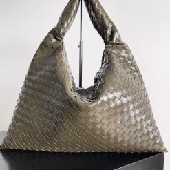 BOTTEGA VENETA Shoulder Bags Leather Khaki 53X24X13CM A08010061136