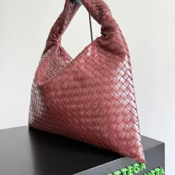 Alternative view of BOTTEGA VENETA Shoulder Bags Leather Red 53X24X13CM A08010061097