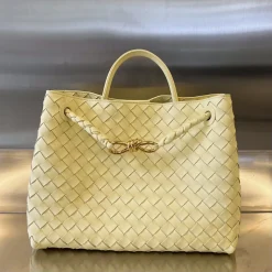 BOTTEGA VENETA Shoulder Bags Nappa Lambskin Yellow-Gold 32.5X24X12CM A13010065671