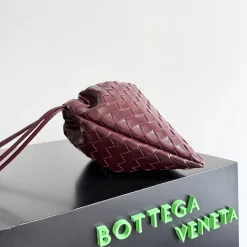Alternative view of BOTTEGA VENETA Shoulder Bags Nylon Burgundy 32X23X1CM G8010064158