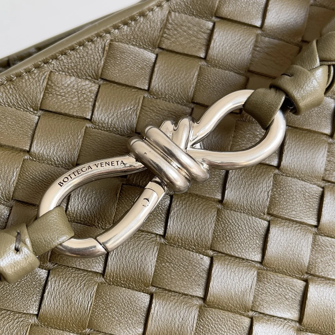 BOTTEGA VENETA Shoulder Bags Olive-Silver 32X24X12CM A13010065792 - Image 5