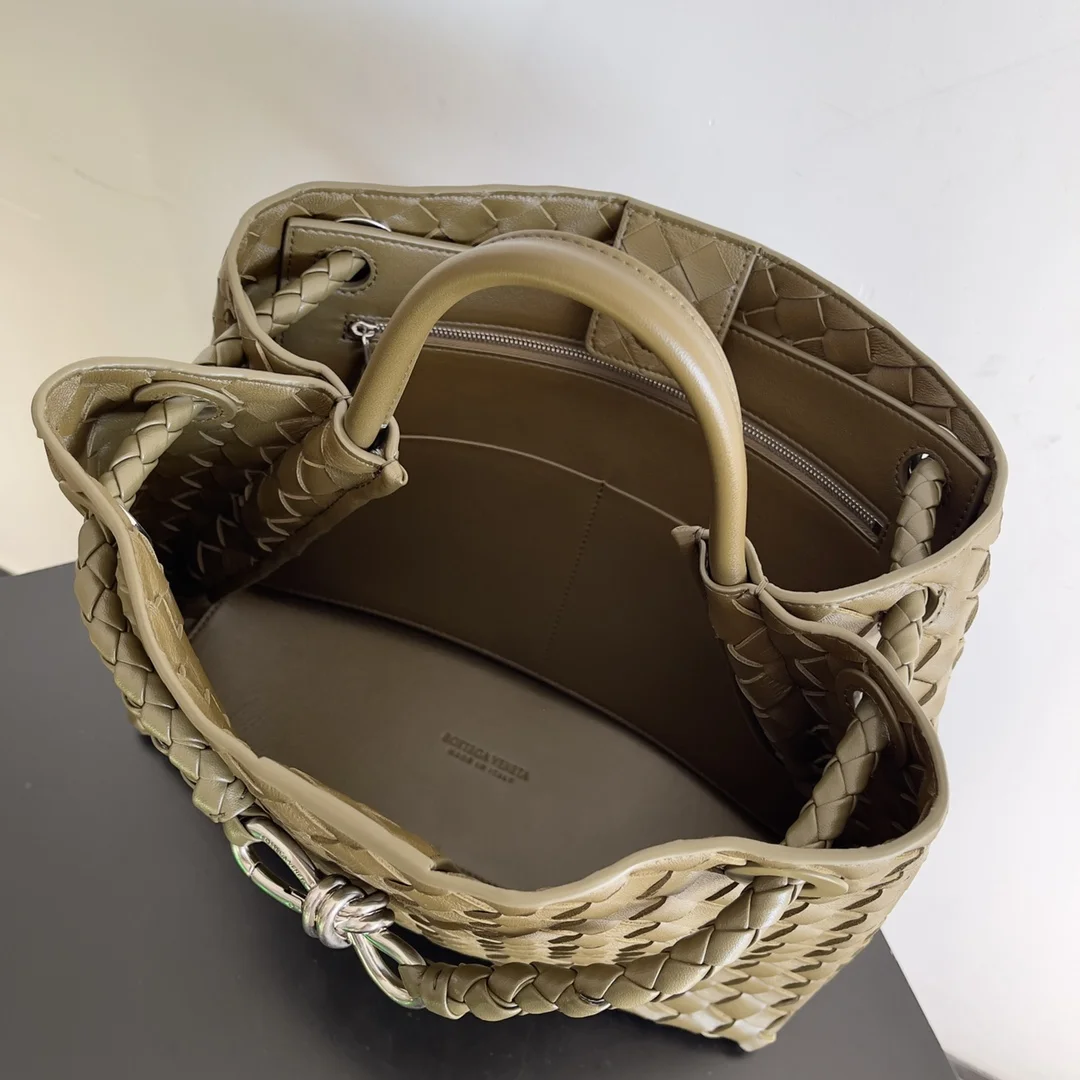 BOTTEGA VENETA Shoulder Bags Olive-Silver 32X24X12CM A13010065792 - Image 9