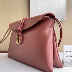 Alternative view of BOTTEGA VENETA Shoulder Bags Pink-Gold 30X20X8CM H4010064060