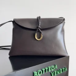 BOTTEGA VENETA Shoulder Bags Smooth Leather Brown-Gold 30X20X8CM H4010064042