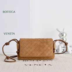 BOTTEGA VENETA Shoulder Bags Suede Lambskin Brown 21X11X9CM F8010065414