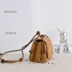 Alternative view of BOTTEGA VENETA Shoulder Bags Suede Lambskin Brown 21X11X9CM F8010065414