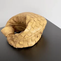 Alternative view of BOTTEGA VENETA Shoulder Bags Tan 23X15X5CM E6010062024