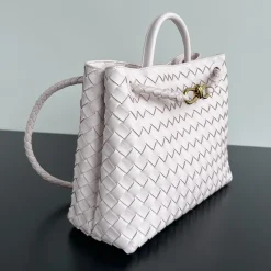 Alternative view of BOTTEGA VENETA Shoulder Bags White-Gold 32.5X24X12CM A13010065668