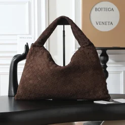 Alternative view of BOTTEGA VENETA Shoulder Bags Woven Leather Brown 46X21X10CM I8010060672