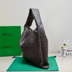 Alternative view of BOTTEGA VENETA Shoulder Bags Woven Leather Brown 54X24X13 A08010060883