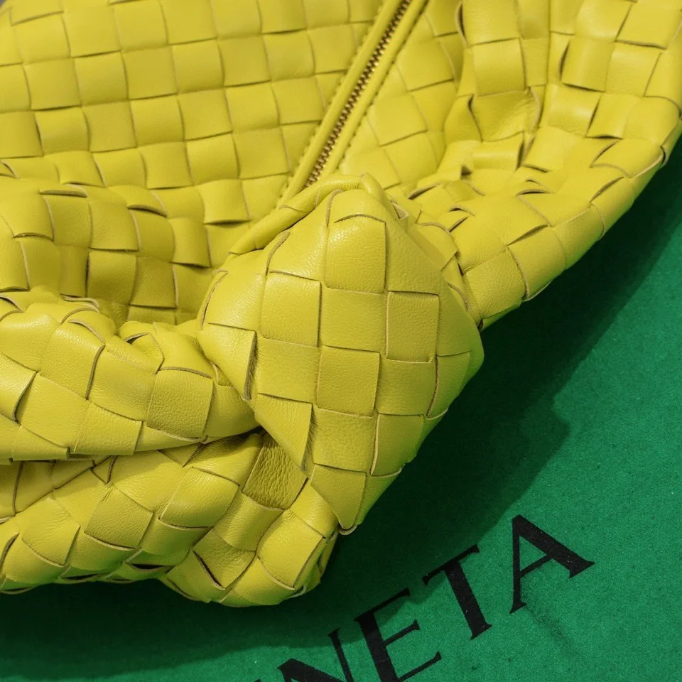 BOTTEGA VENETA Shoulder Bags Yellow 36X21X13CM G3010062899 - Image 4
