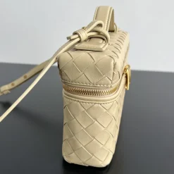 Alternative view of BOTTEGA VENETA Top Handle Bags Beige-Gold 22X12.5X5CM F8010064671
