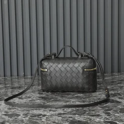 Alternative view of BOTTEGA VENETA Top Handle Bags Black-Gold 22X12.5X5CM F8010064907