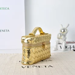 Alternative view of BOTTEGA VENETA Top Handle Bags Gold 22X12.5X5CM F8010064617