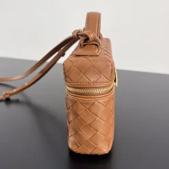 Alternative view of BOTTEGA VENETA Top Handle Bags Intrecciato Leather Brown-Gold 22X12.5X5CM F8010064666