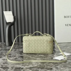 Alternative view of BOTTEGA VENETA Top Handle Bags Intrecciato Leather Sage-Gold 22X12.5X5CM F8010064894