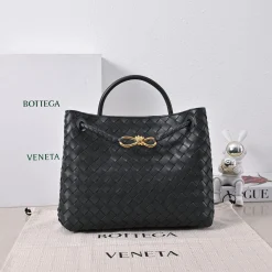 BOTTEGA VENETA Totes Bags Black-Gold 32X24X12CM A13010065096