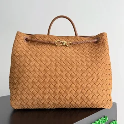 BOTTEGA VENETA Totes Bags Brown-Gold 45X22X34CM A88010065482