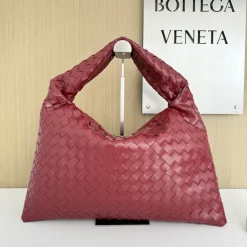BOTTEGA VENETA Totes Bags Red 46X10X21CM I8010060472