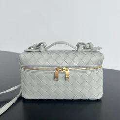 BOTTEGA VENETA Trend Bags Grey-Gold 22X12.5X5CM F8010064678