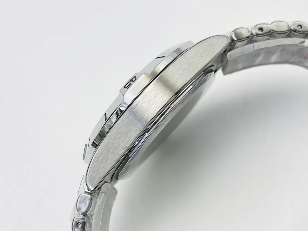 BREITLING Automatic A79362 (White Dial) 41mm A80010070128 - Image 6