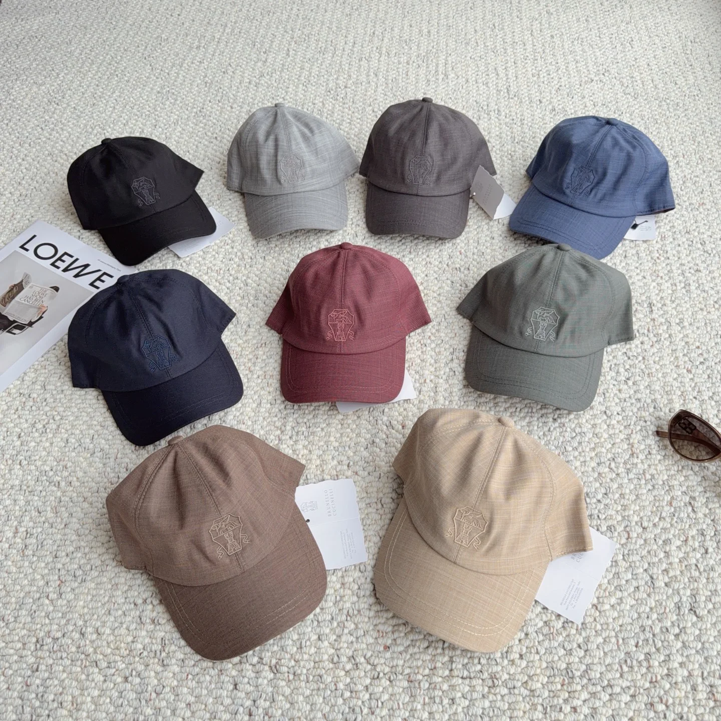 BRUNELLO CUCINELLI Caps Brown-White D010072765 - Image 9