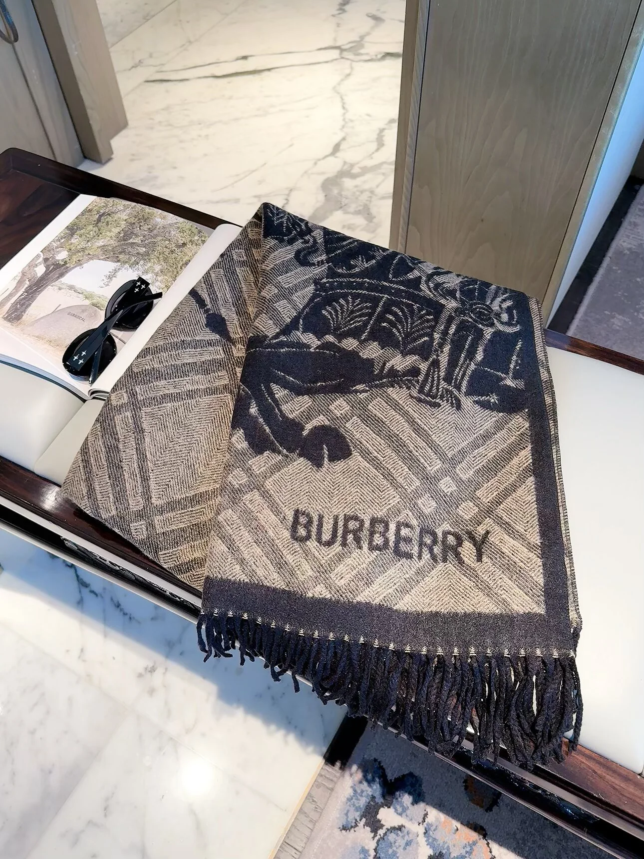 BURBERRY Scarves Brown-Black D510070930 - Image 3