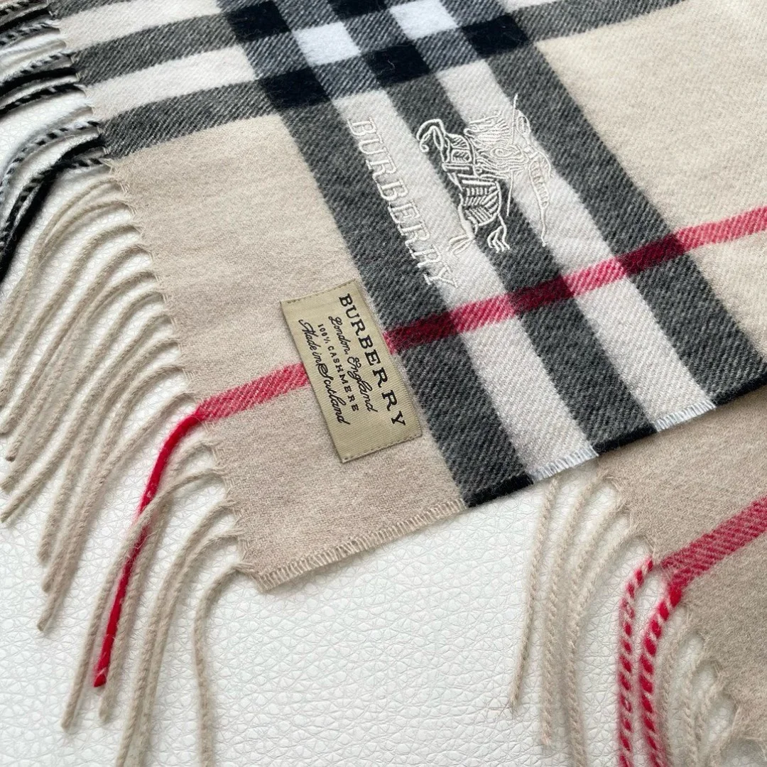 BURBERRY Scarves Cashmere Beige-Black-Red One Size A0010070274 - Image 9