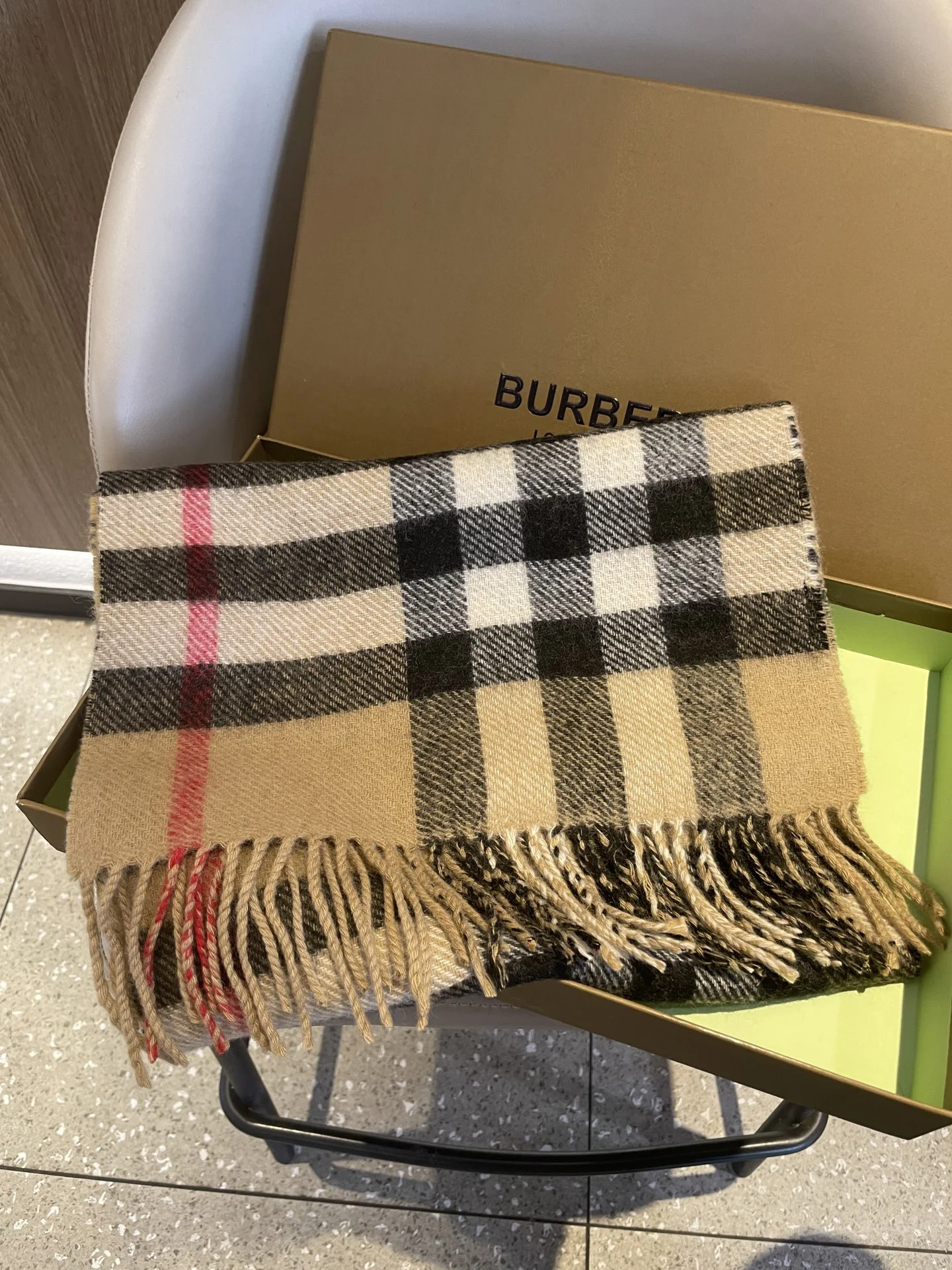 BURBERRY Scarves Cashmere Tan-Black-Red 30x180CM A4510070255 - Image 2