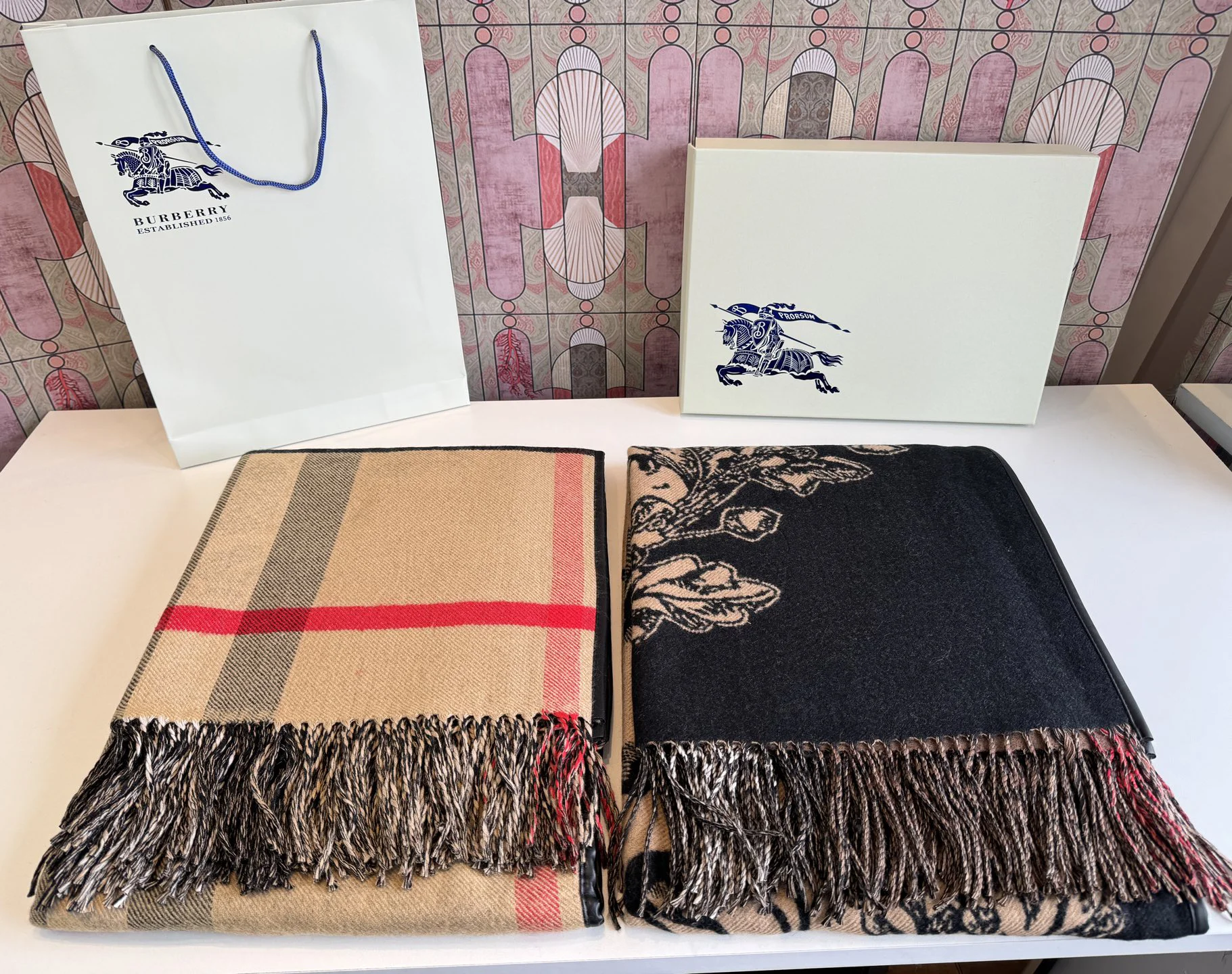 BURBERRY Scarves Cashmere Wool Beige-Black-Red-White 140_140 B6010070859 - Image 6