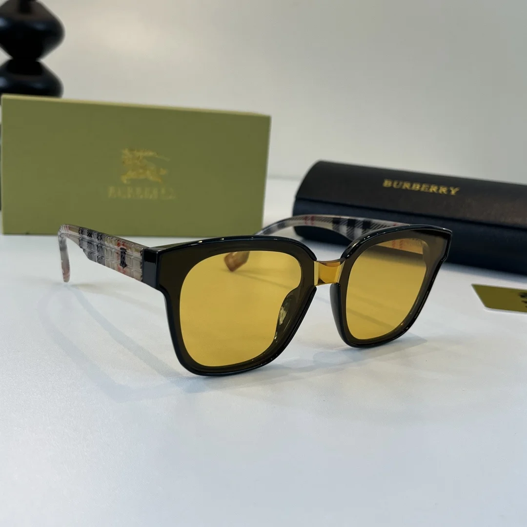 BURBERRY Sunglasses G010072890 - Image 3