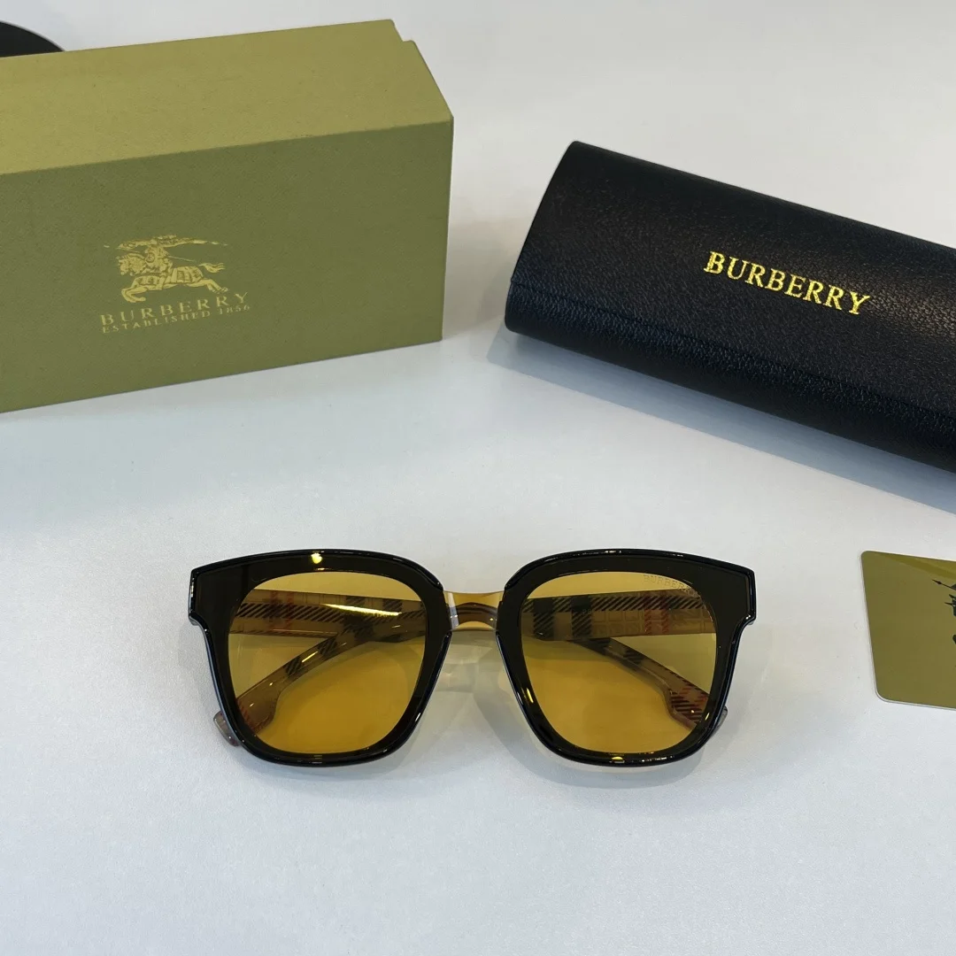 BURBERRY Sunglasses G010072890 - Image 6
